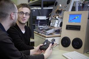 Techniker im Gespräch